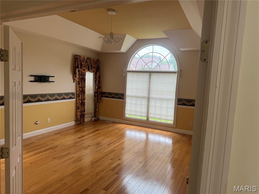 Manderleigh Of Town & Country One - Residential Lease