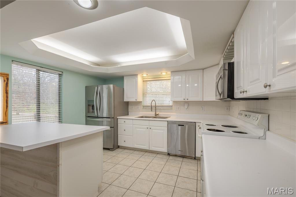 Lake St Louis - Residential
