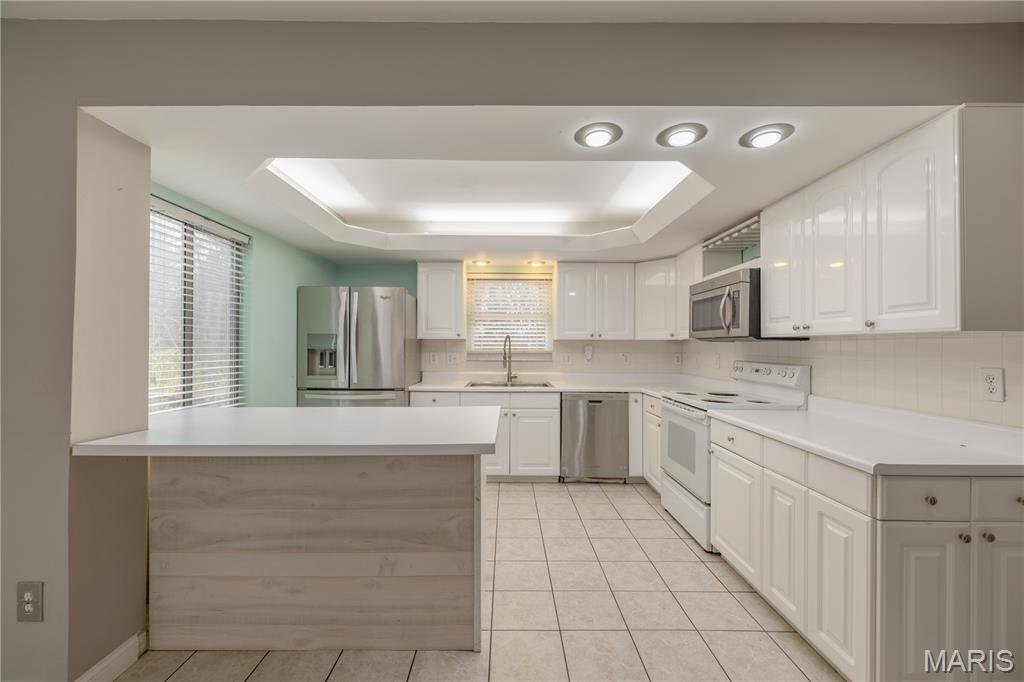 Lake St Louis - Residential