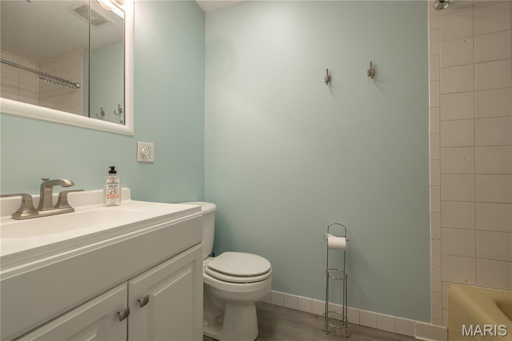 Lake St Louis - Residential