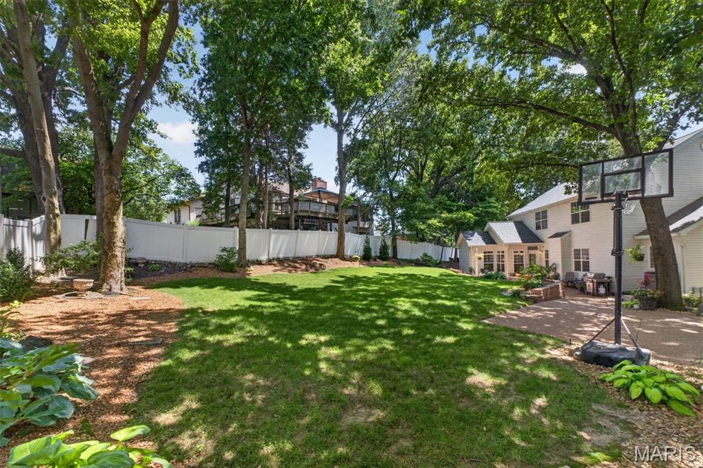 Angies Court - Residential