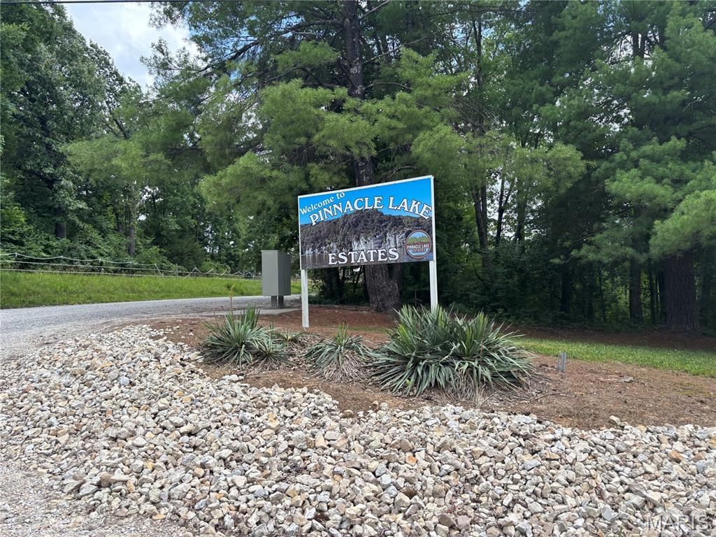 Pinnacle Lake Estates - Land
