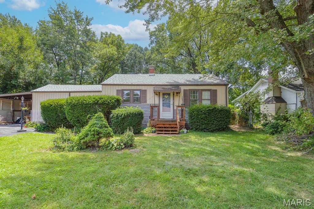 Price listed is Starting Bid Only. Bidding starts closing 9/17/2026 @ 5 p.m. Step inside to a welcoming living room flooded with natural light. The home’s two well-proportioned bedrooms share a full bathroom and offer ample closet space. The galley style kitchen is practical and efficient, featuring upper and lower cabinets and included appliances for immediate use. Just beyond the kitchen, a versatile flex room adds functional square footage that can adapt to your needs, use it as a home office, mudroom, playroom, or extra living area. The adjoining utility room houses the washer and dryer while providing additional storage. Outside, the large, fully fenced backyard is a private canvas for landscaping, play, or future improvements, and two garden sheds keep tools and seasonal items organized. An attached carport completes the property, adding convenience and covered parking. This home sits in a convenient location near retail, dining, schools, and major thoroughfares, making daily life easy while offering strong potential. Property will sell under auction terms and be sold AS- IS, WHERE-IS. Seller, will not make any repairs as a result of any building, occupancy, or environmental inspections. Buyer will be required to sign an Auction Purchase & Sale Agreement if final bid is accepted by Sellers.