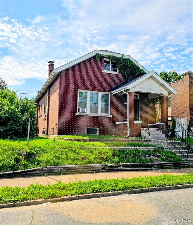 Here's a Cracker Jack Investment! An attractive, solid two bedroom brick bungalow located on a quiet street in the resurgent Penrose Park Neighborhood. The home features hardwood floors throughout, a formal dining room, an eat-in kitchen, a full walk-out basement, and a 2 car detached garage. This rests in a very walkable neighborhood. Only minutes from Penrose Park, Matthews- Dickey Boys and Girls Recreation Center, Public Transportation and Highway I-70. Also, shopping needs are addressed by the Schnucks City Plaza which is only 1.5 miles from the home. The tenant is currently on a $700. per month lease which equates to an in place cap rate of approximately 13%. There's plenty of upside potential; the rents for similar homes in the area average $1,030. per month. This is a Tremendous Value! Add this today to your Rental portfolio. Please do not disturb the tenant. A showing will be arranged within 48 hours after
an accepted offer. The home is being sold "AS-Is"; the seller will not provide any reports or perform any repairs, including those related to municipal occupancy. No sight unseen offers or escalation clauses.
