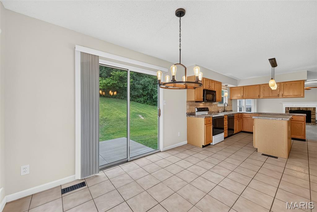 Country Crossing - Residential
