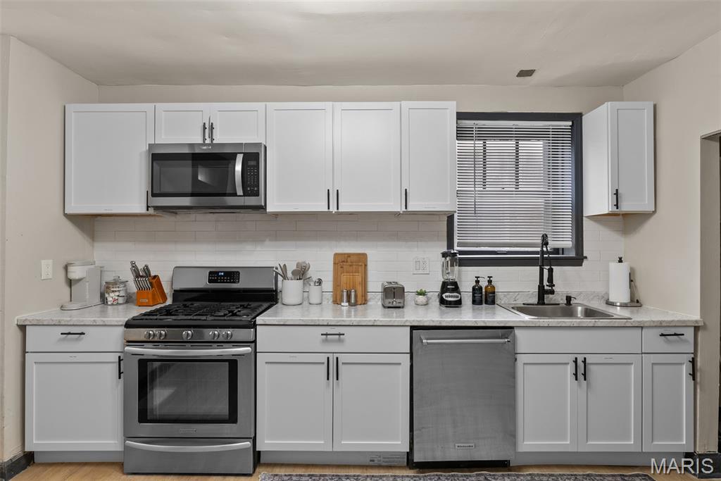 Helderles Add - Residential Income