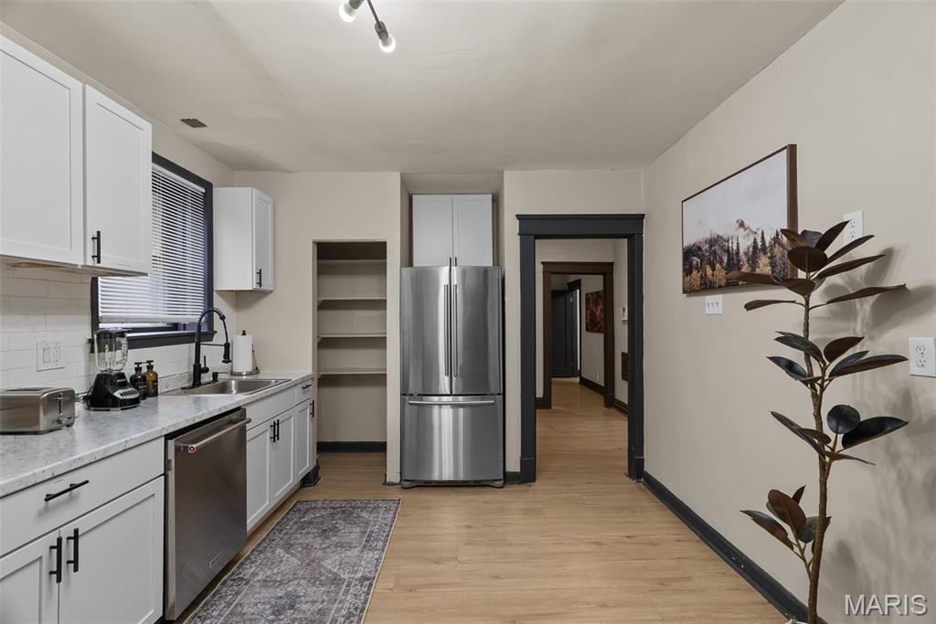 Helderles Add - Residential Income