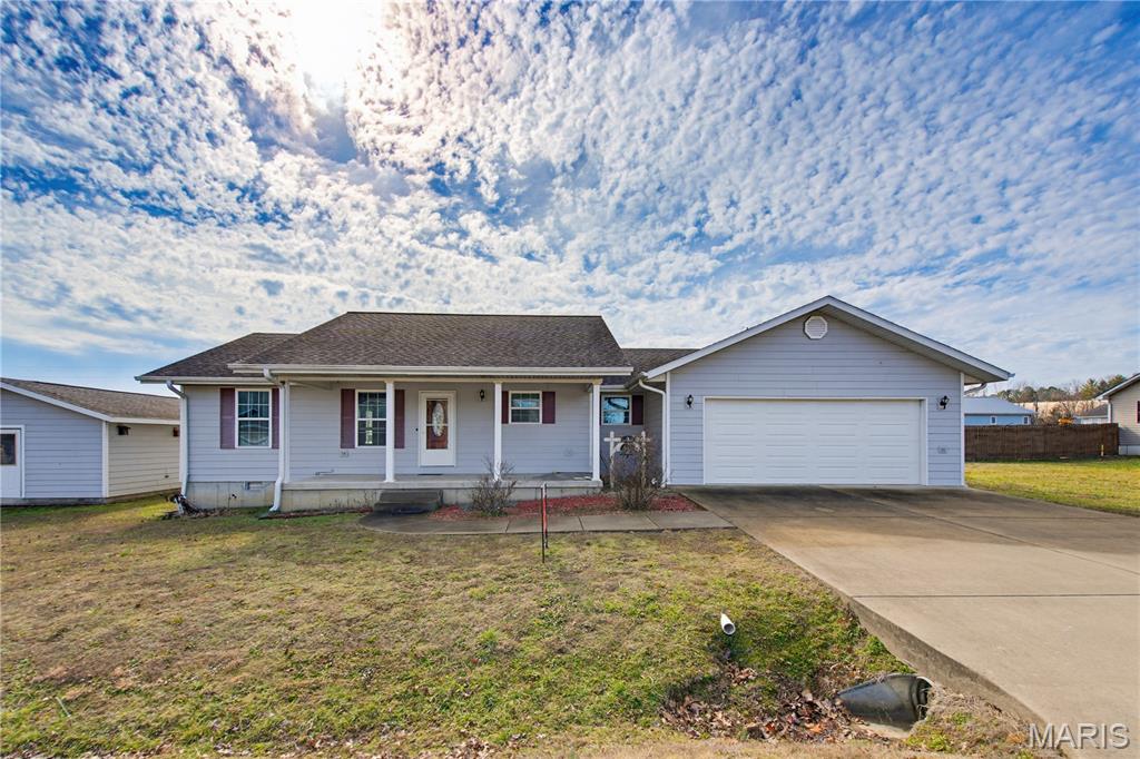 Looking for cozy one level 3 bedrooms and 2 bath home with lots of storage and a wide open back yard and nice level 2 lots!  Additional lot behind the home owns the unrestricted view of one of the cutest neighborhoods in Piedmont and pasture with beautiful horses.   The home was 2013 built by a reputable builder and turn key ready.  The kitchen has gorgeous maple custom cabinets, stainless appliances included, and granite sink.  The primary bedroom is large with oversized closets and an entrance to covered back deck for easy access to back yard.  There is also a hobby shed for tools and toys to keep the double garage clear.  To top all that off this all electric efficient home comes with a Generac Generator in case power is off for any reason.  This home is too nice to stay on the market long; get it before the next happy home owner comes.