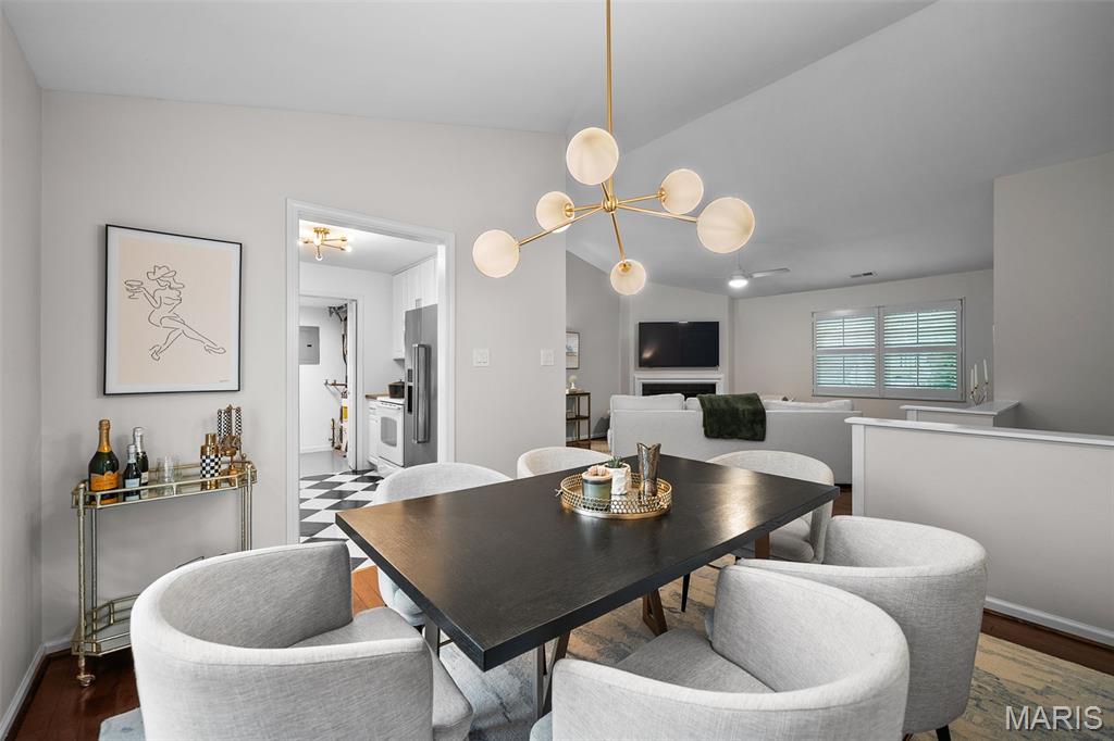 Brentwood Forest Condo Ph Eight - Residential