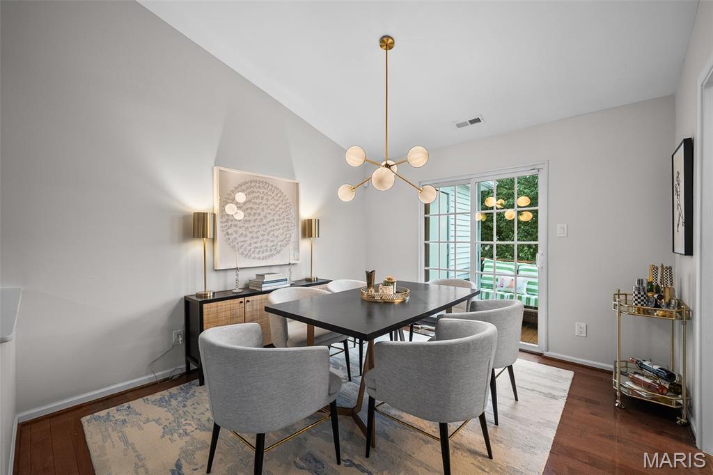Brentwood Forest Condo Ph Eight - Residential