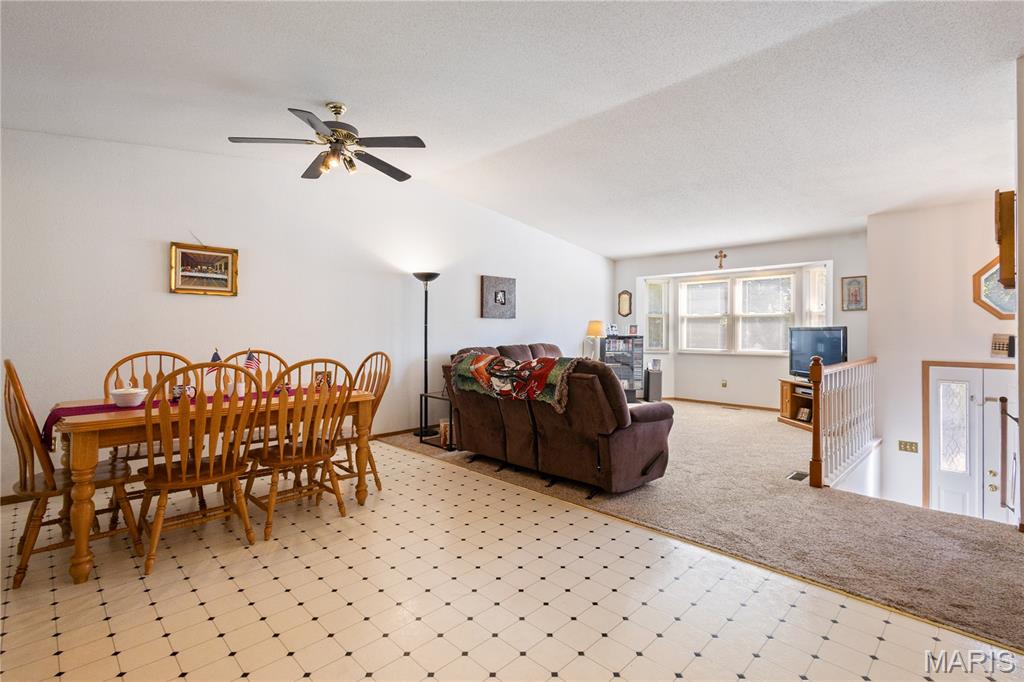 Hillcrest Manor - Residential