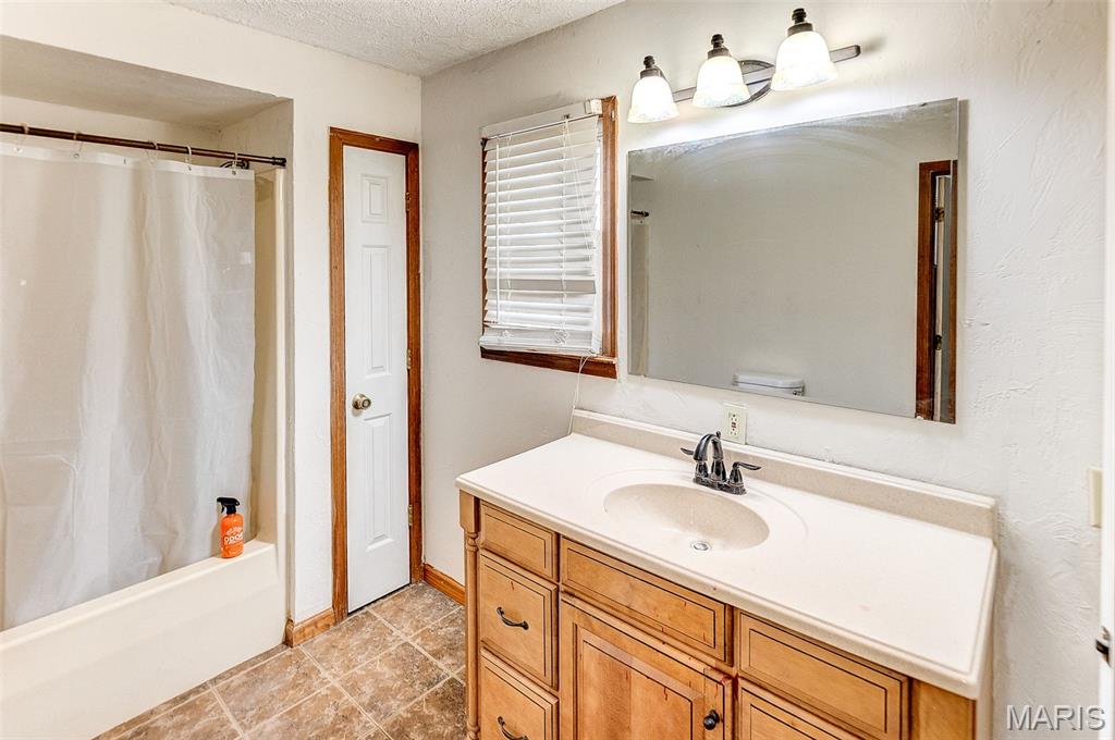 Lou Del Country Add - Residential