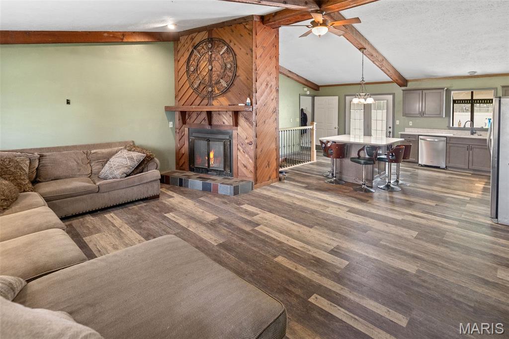 Lou Del Country Add - Residential