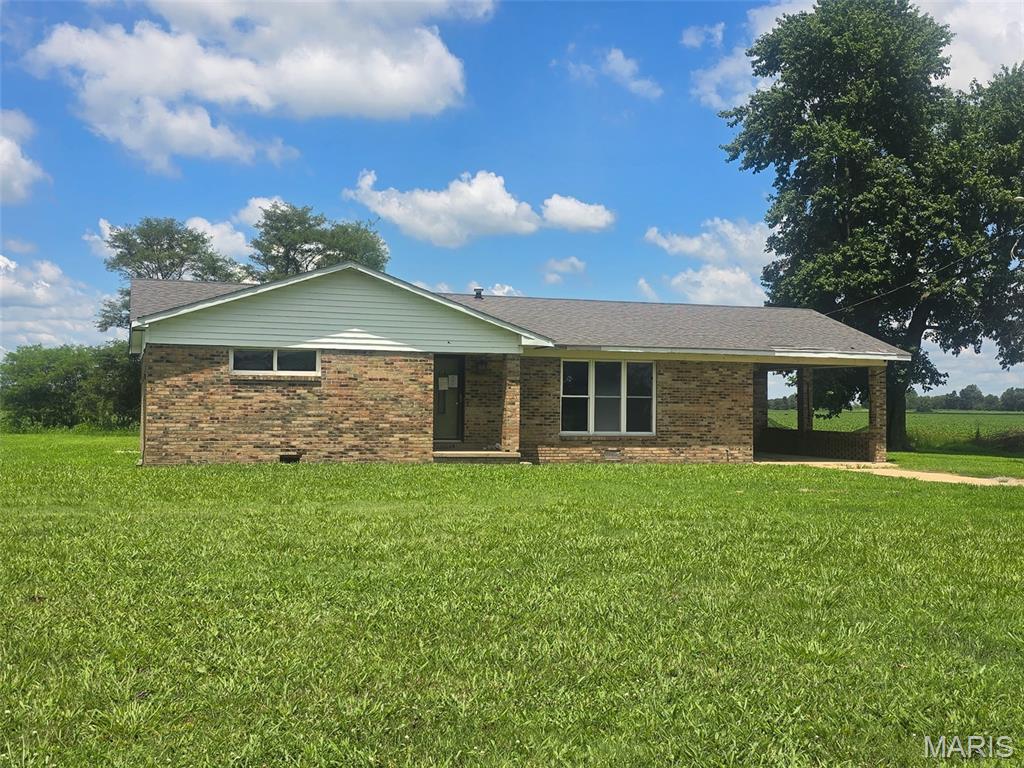 Discover a unique opportunity at 25529 County Road 542, Essex, MO 63846, a single-family residence built in 1971. This property has 3 bedrooms and 1 bathroom. This property offers a chance to create a personalized living space, embodying the spirit of its era while inviting modern interpretation. Embrace the potential of this residence to become your ideal home.