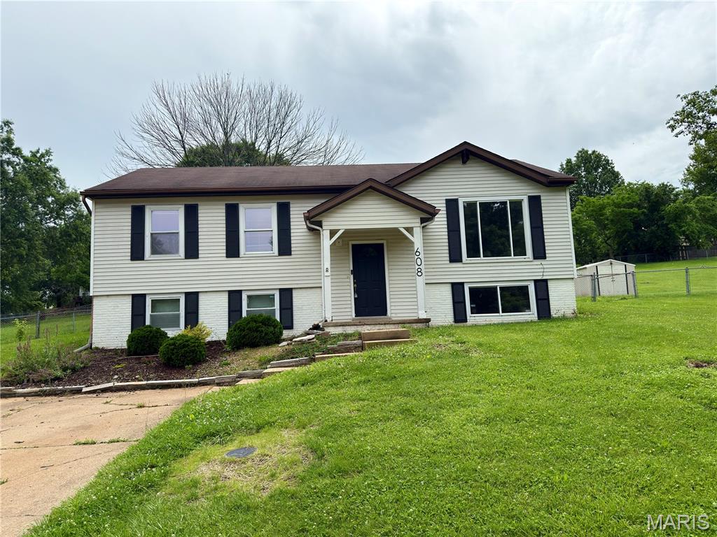 Photos coming Tuesday May 12th Three bedrooms, one full bath. Property is being sold "As Is". Large fenced in yard 80X170. Plenty of room to use your imagination and add a garage. Easy access to Highway 44
