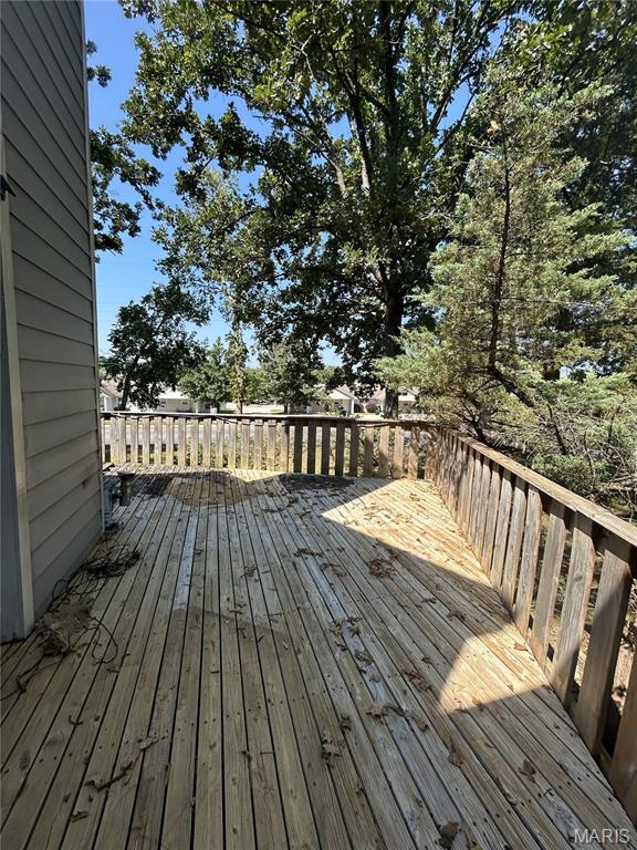 FORUM LAKES - Residential