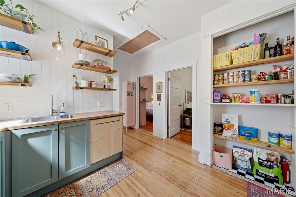 Rannells Add To Maplewood - Residential