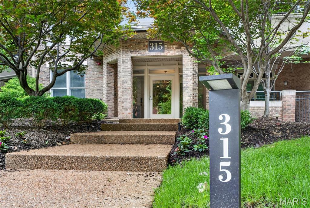 Wonderful garden style condo on third floor of 3 story building with elevator.  Great floor plan with 9 ft ceilings and open feel upon entering.  2 BR, 2.5 baths. Spacious primary suite with large bathroom featuring double vanities, whirlpool tub and separate shower, 2 walk-in closets.  Split bedroom plan with second bedroom removed from the primary bedroom and featuring bay window, ensuite bathroom, and 2 closets.  Eat-in kitchen. KitchenAid appliances:  Stainless Steel wall oven and microwave 2021, Stainless Steel dishwasher and electric cooktop.  Nice size laundry room with mechanical closet.  Great natural light.  Kitchen has bay window which is perfect for breakfast table, living room has box bay and atrium door to balcony, second bedroom has bay window and primary bedroom has sliding door to balcony.   Seller feels like a bird living in the trees in this unit!  Great find---light and bright urban condo with elevator, great location with view into the trees and a serene outdoor balcony.   This building is impressive! It is well located with only 17 units and is very quiet, secure, and well maintained.  Note:  measurements are in feet and rounded up or down so they are not exact.