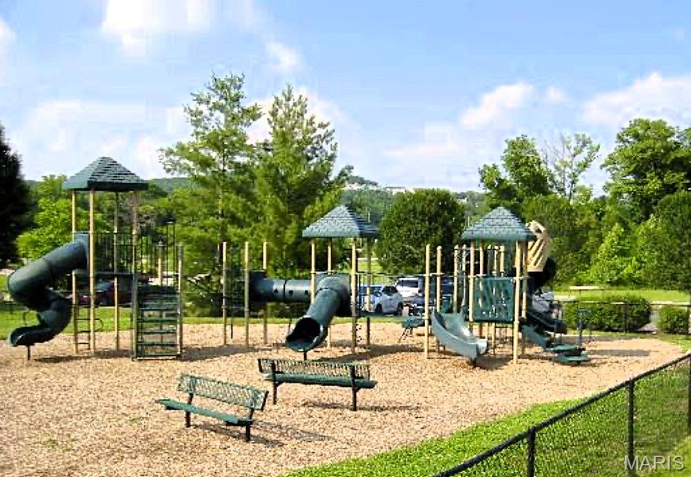 Bluffs One The - Residential