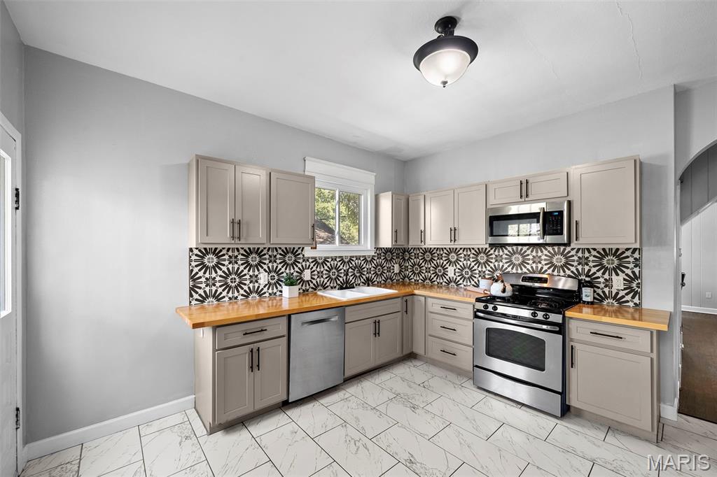 Affton Heights - Residential