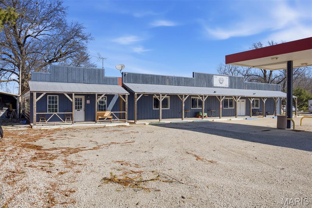 Turnkey business opportunity just 20 minutes from Carlyle Lake! This well-established restaurant and bar come fully equipped with all restaurant and kitchen equipment installed in 2023. Updated luxury vinyl extends from the dining area through the bar area Entertainment highlights include two coin-operated pool tables (one pool light excluded) and a dedicated 16 x 11 gaming room that adds to the energetic setting. Additional 3 1/2 acres +/- located behind the building is available for purchase, offering excellent potential for future expansion and outdoor entertainment. Additional Parcel; 07-12-23-302-001  Taxes $92.  With a daily traffic count of approximately 2300 vehicles this property offers outstanding visibility and makes it the perfect place to launch your next successful business venture! Seller may consider owner financing for qualified buyer. Tank and pumps have been removed.