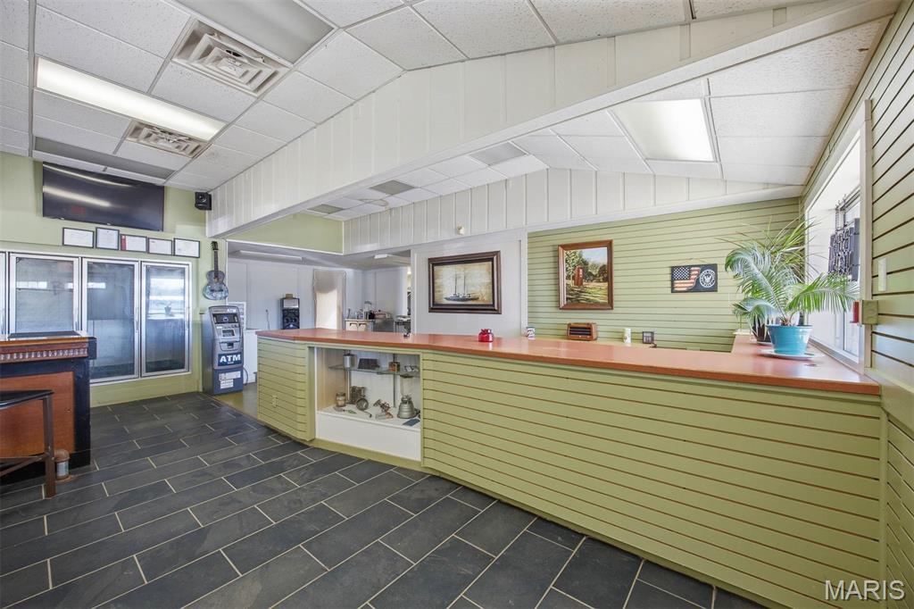 Not in a Subdvision or Complex - Commercial Sale