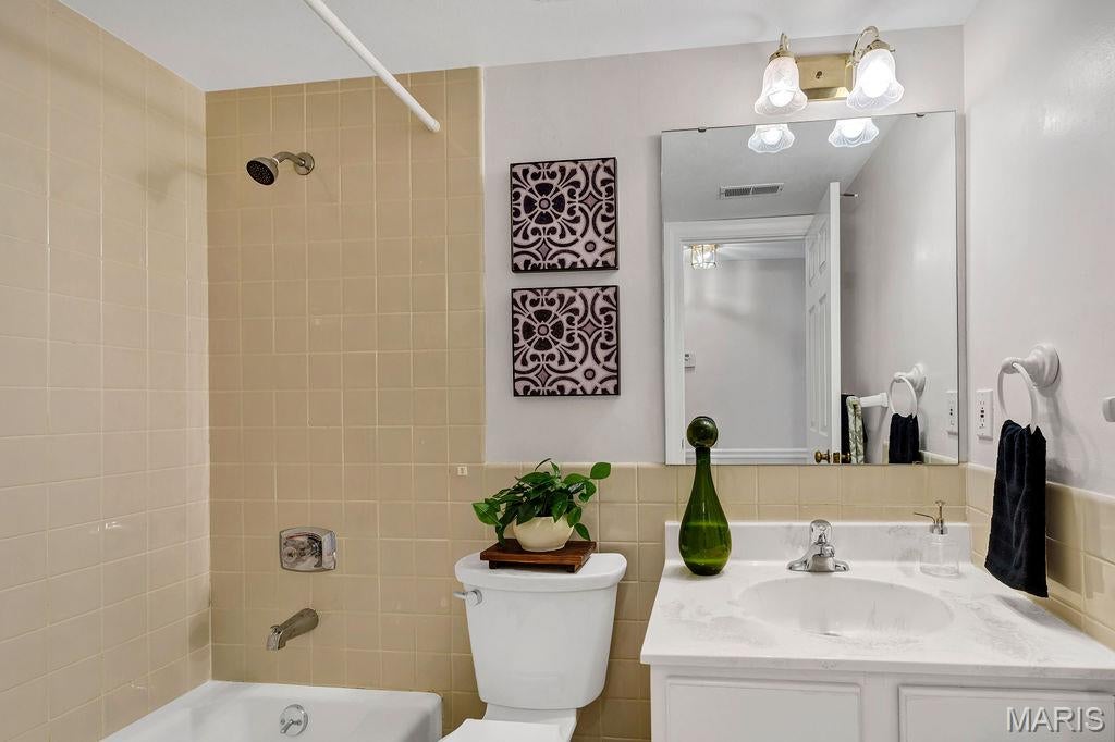 Homewood II Condo - Residential