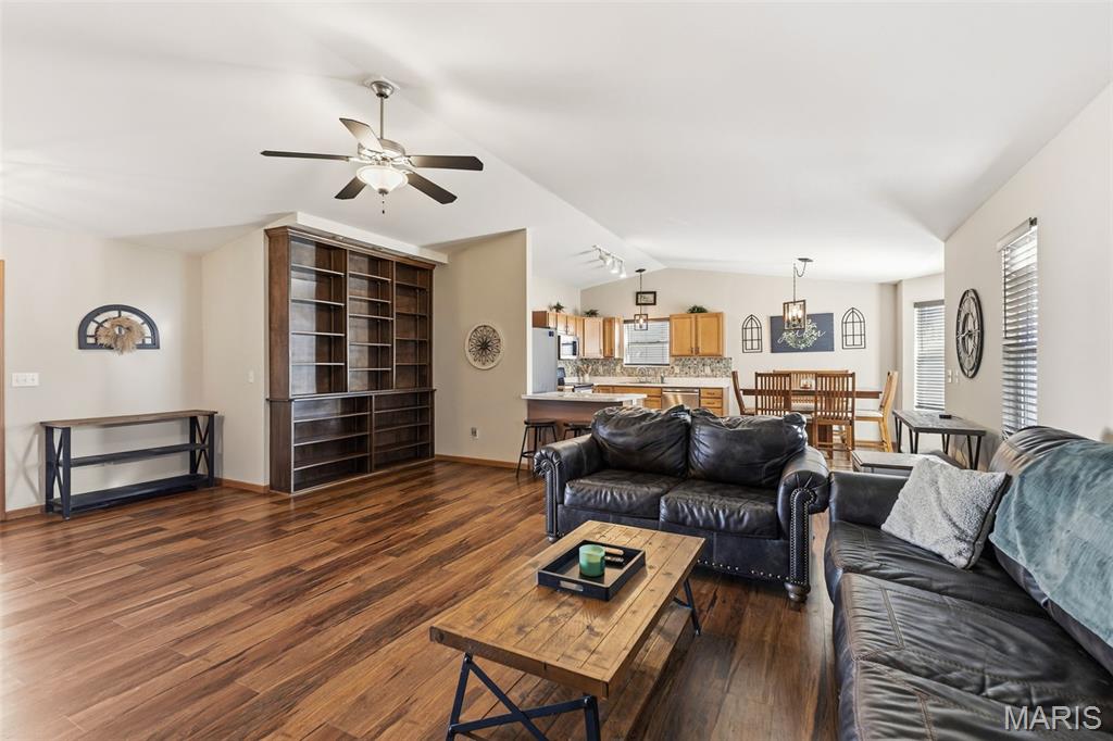 Bluffview Manor Ph I - Residential