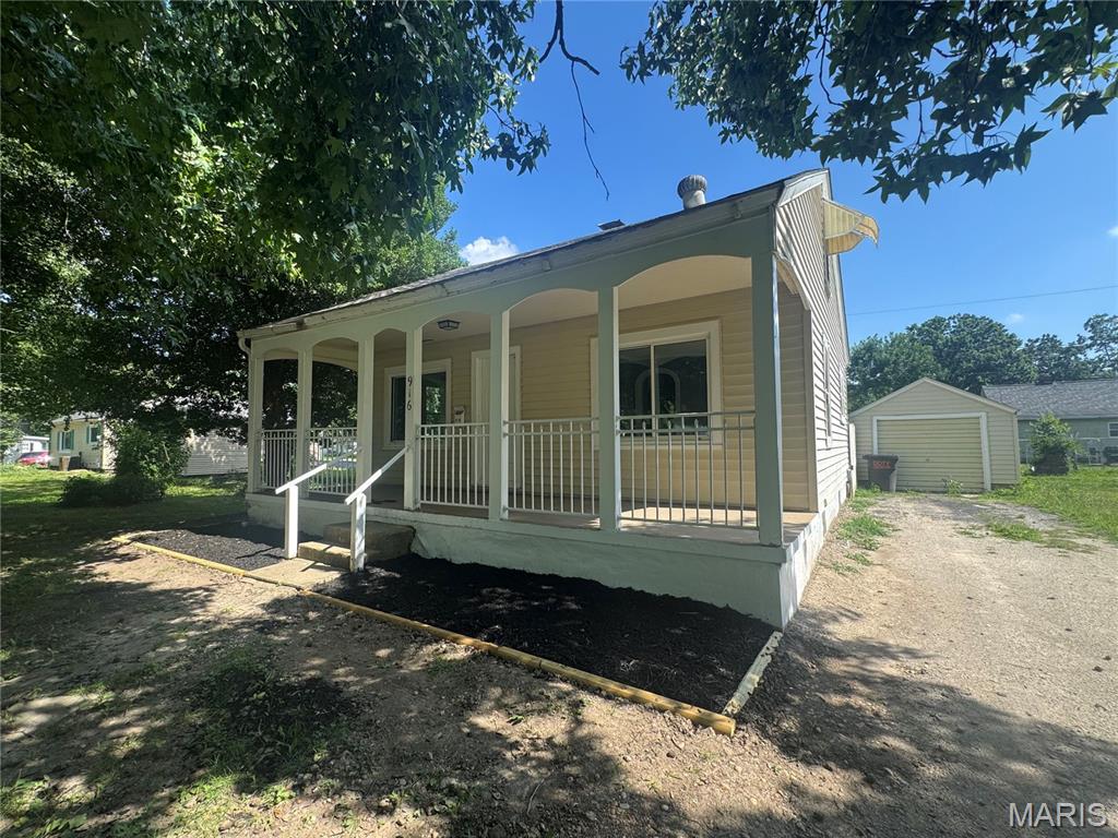 College Ave Add - Residential