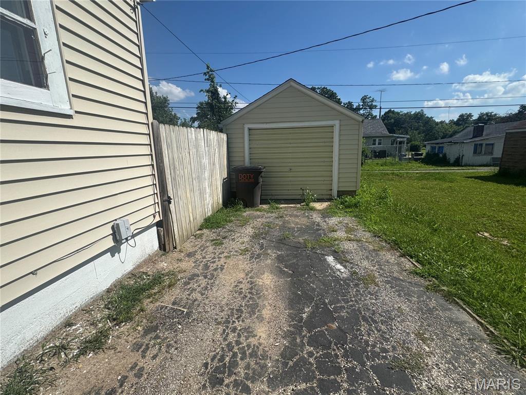 College Ave Add - Residential