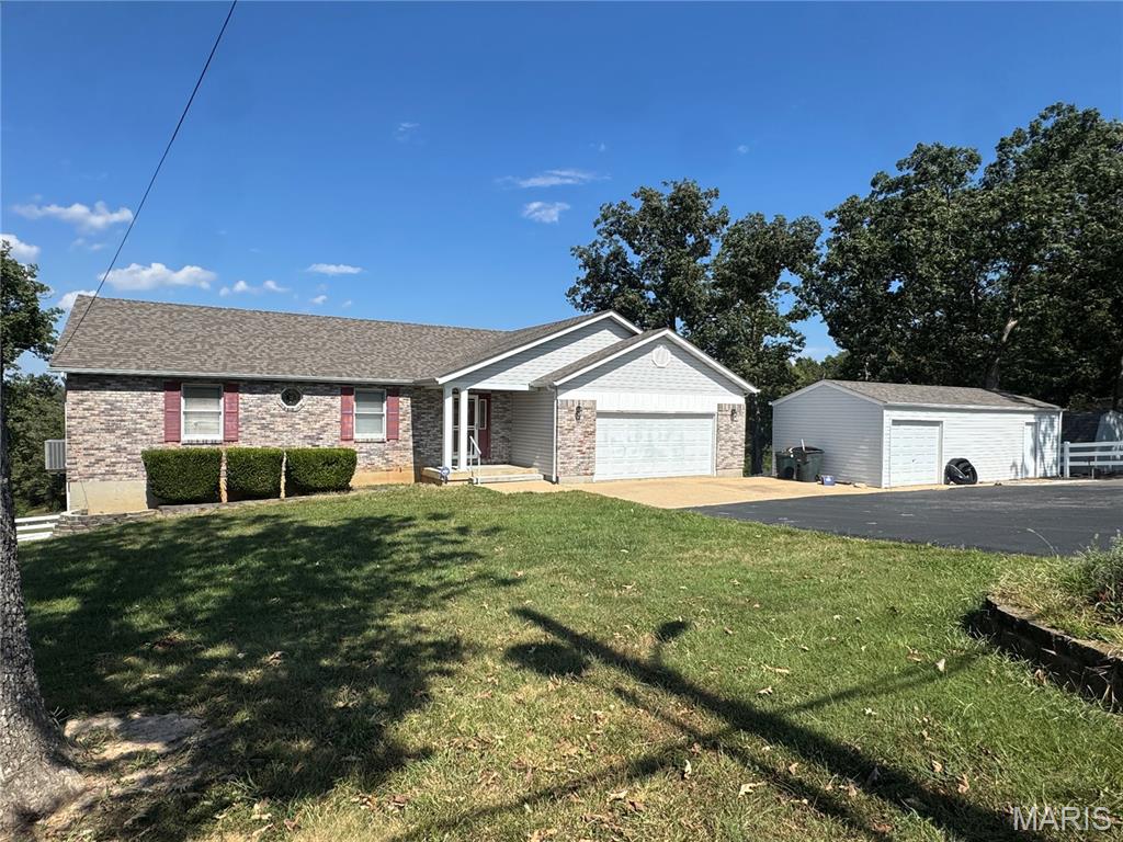 Quiet Oaks - Residential