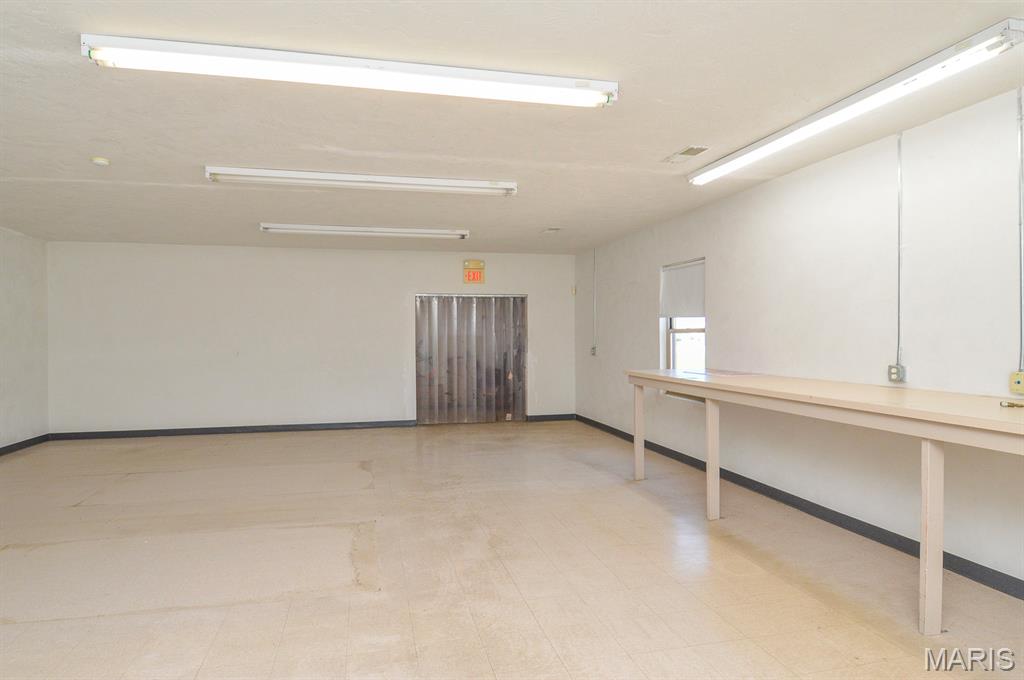 Freeburg Indust Park - Commercial Sale
