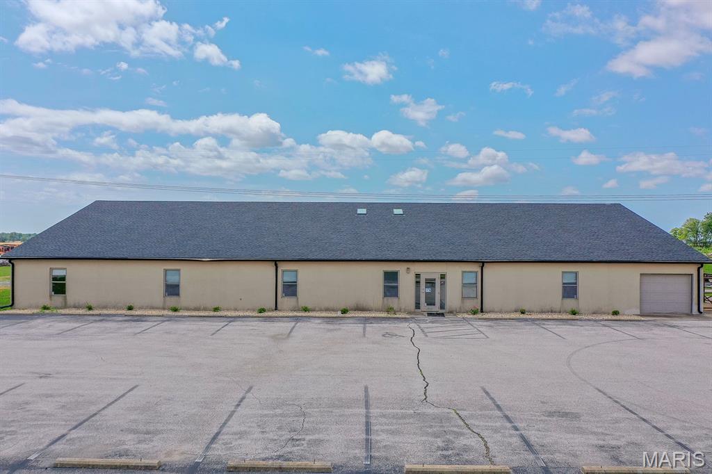 Freeburg Indust Park - Commercial Sale