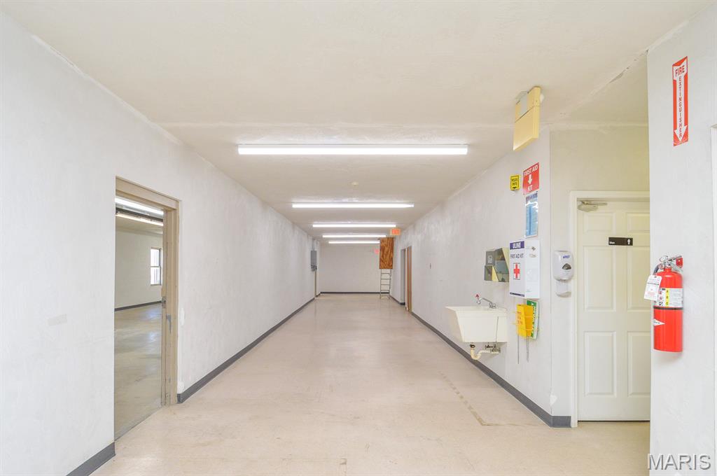Freeburg Indust Park - Commercial Sale