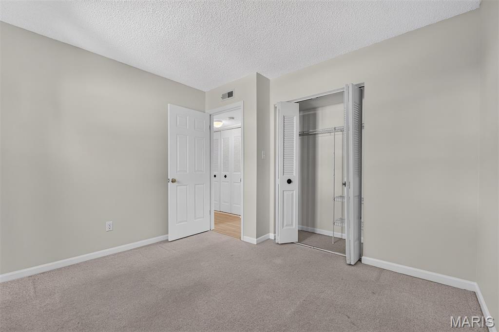 Brentwood Forest Condo Ph Nine - Residential