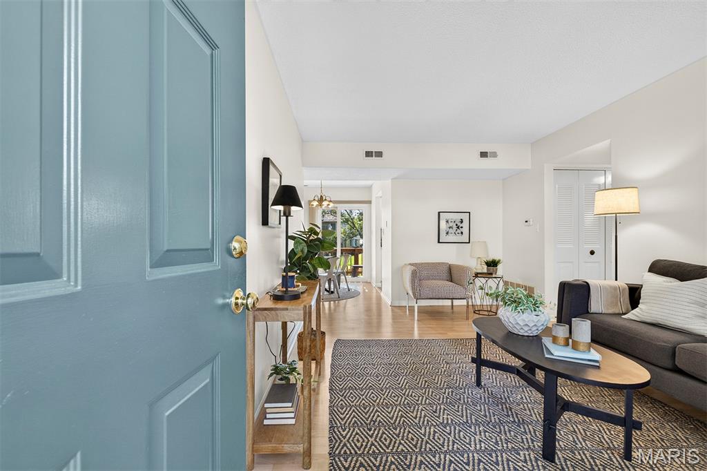 Brentwood Forest Condo Ph Nine - Residential