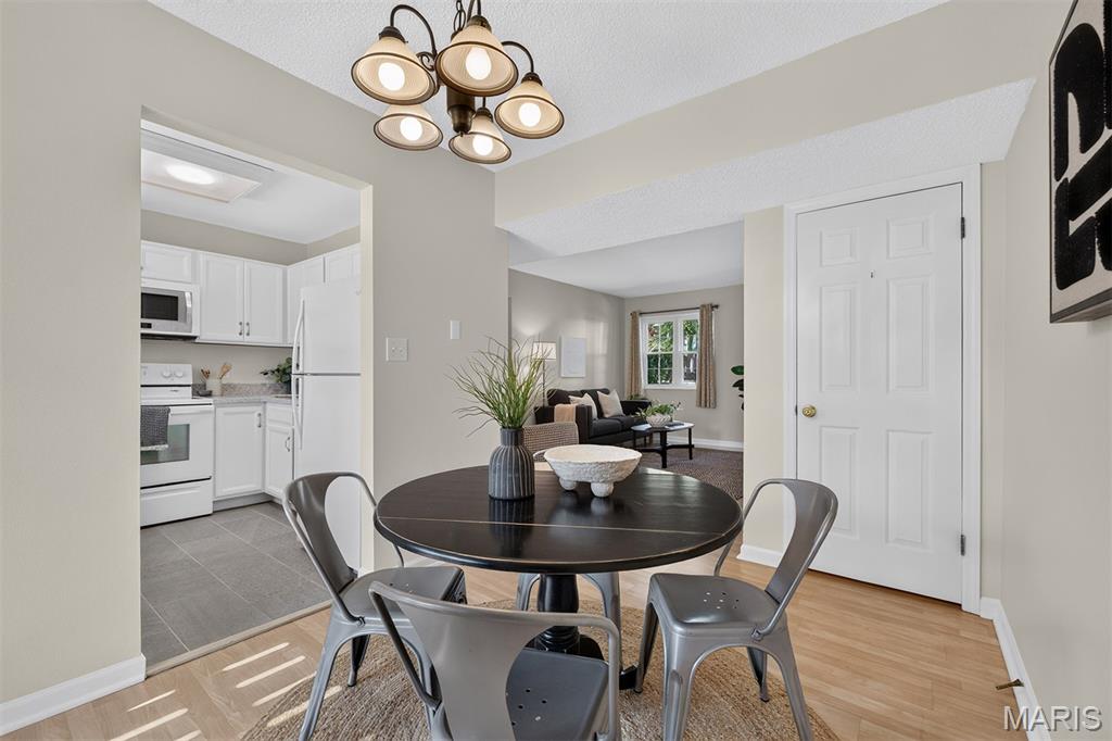 Brentwood Forest Condo Ph Nine - Residential