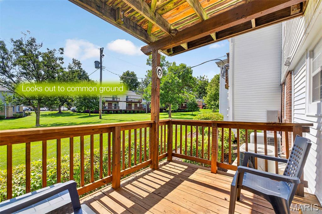 Brentwood Forest Condo Ph Nine - Residential