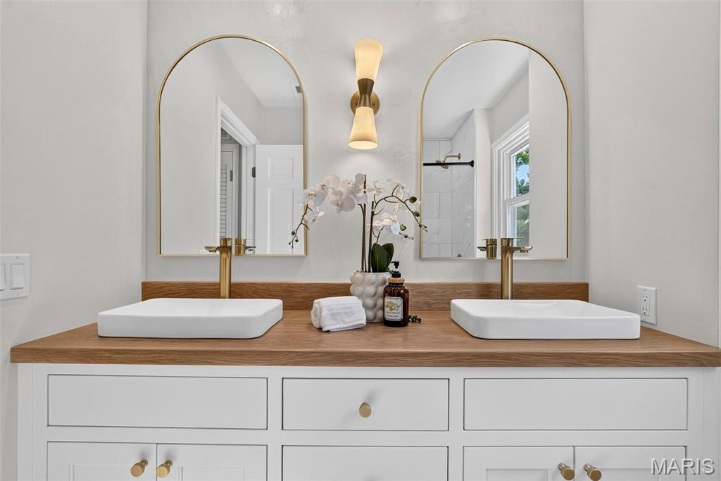 Westhampton 1 - Residential