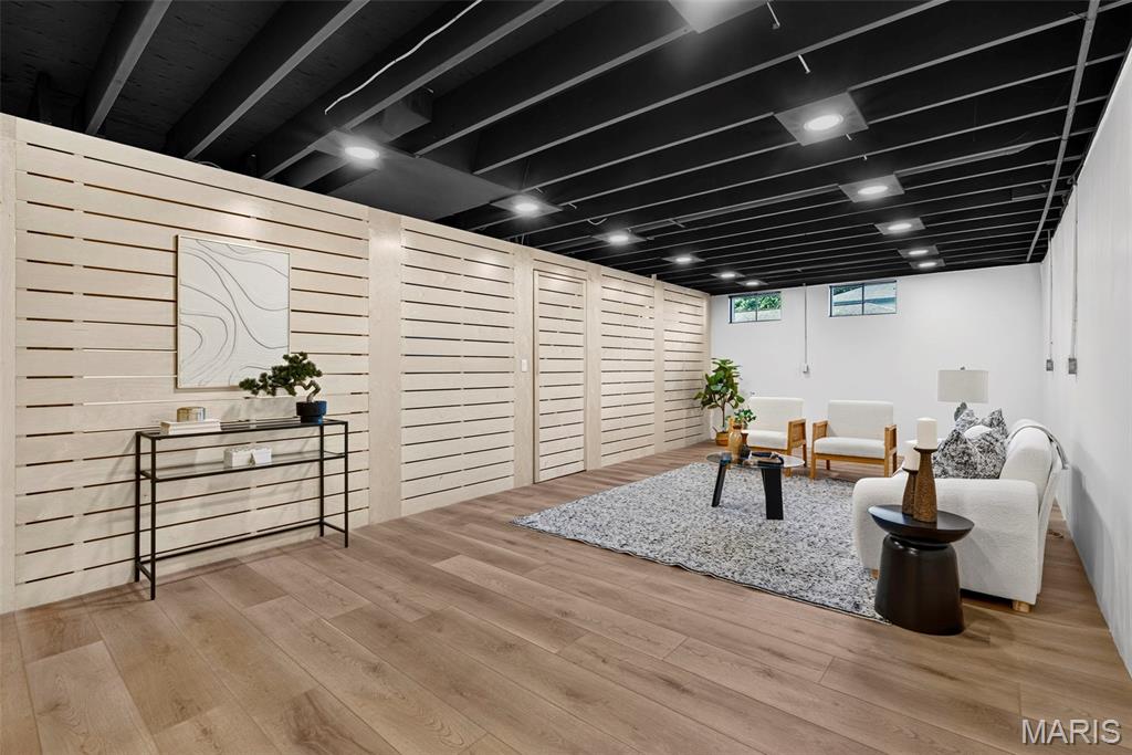 Westhampton 1 - Residential