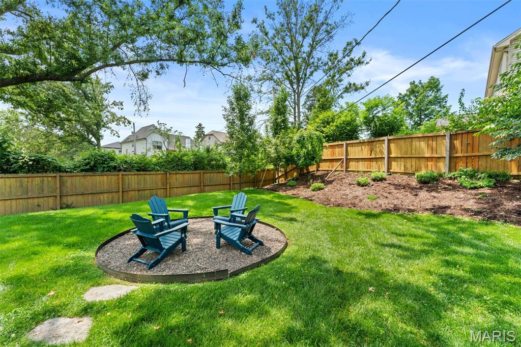 Crabapple Court - Residential