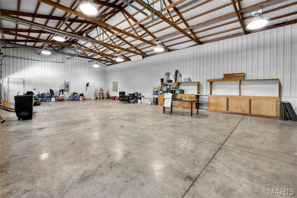 n/a - Commercial Sale