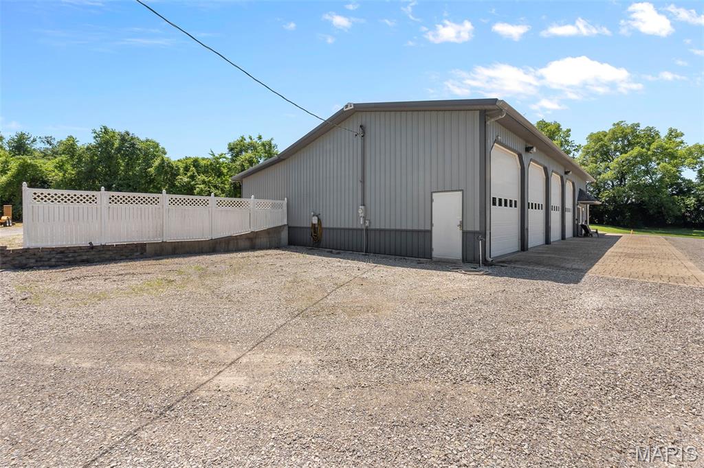 n/a - Commercial Sale
