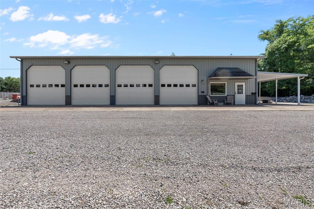 n/a - Commercial Sale