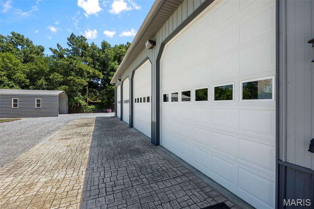 n/a - Commercial Sale