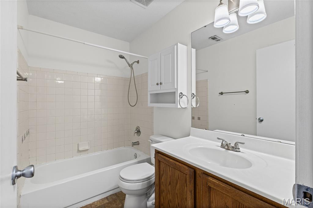Heatherton Condos Ph2 Stg13 Rev - Residential