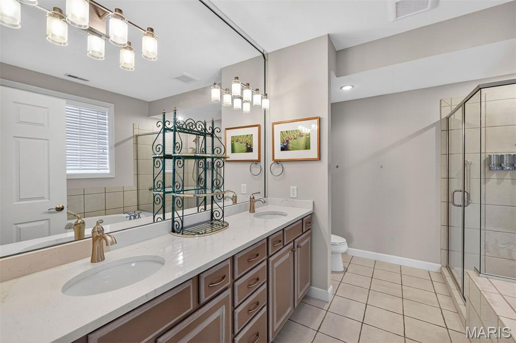 Forsyth Place Condo I - Residential