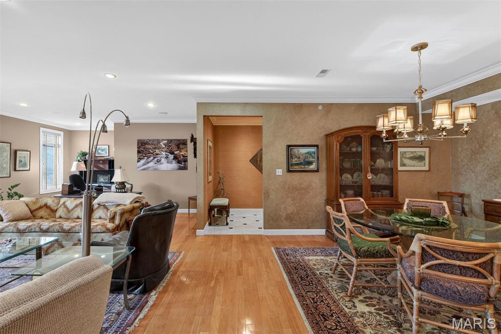 Forsyth Place Condo I - Residential