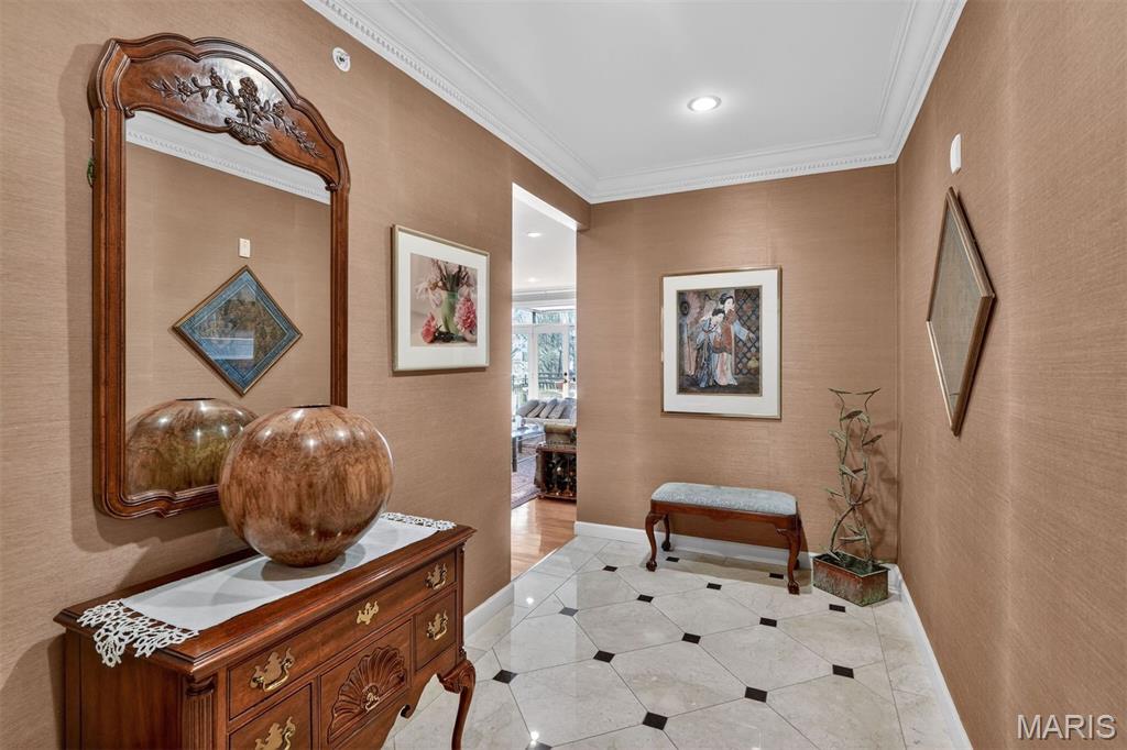 Forsyth Place Condo I - Residential