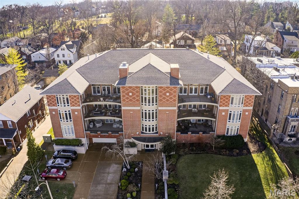 Forsyth Place Condo I - Residential